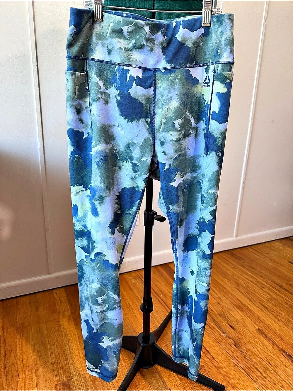 Reebok Blue Green Abstract Watercolor Print High Rise Leggings Large